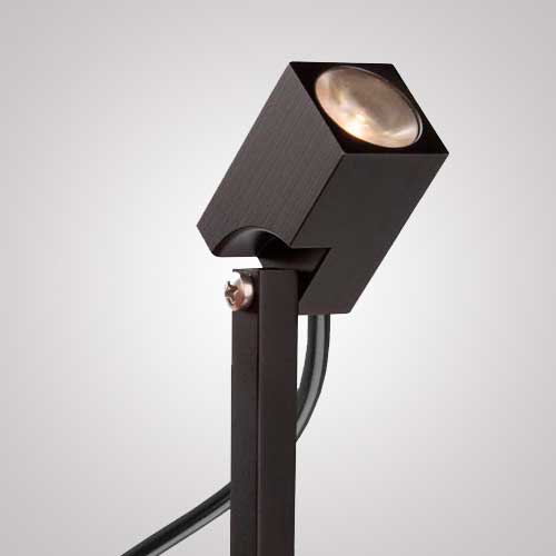 espeto de jardim led quadrado quadrati preto